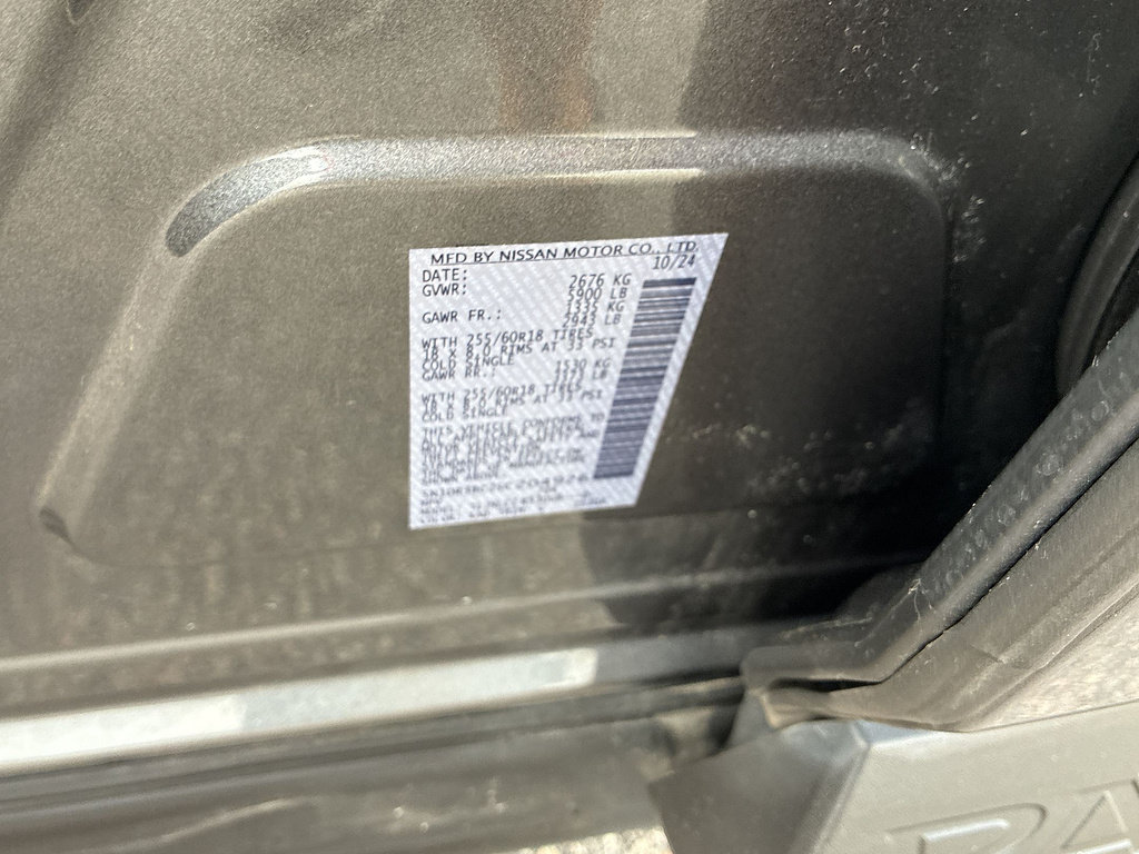 Used 2025 Nissan Pathfinder SV AWD/4WD image 31