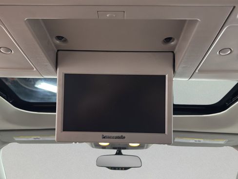 Used 2012 GMC Acadia Denali image 34