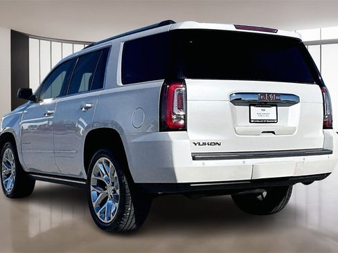 Used 2019 GMC Yukon Denali w/ Denali Ultimate Package image 12