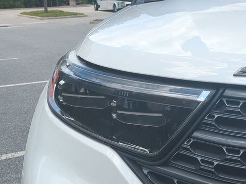 Used 2023 Ford Explorer XLT w/ Equipment Group 202A image 10