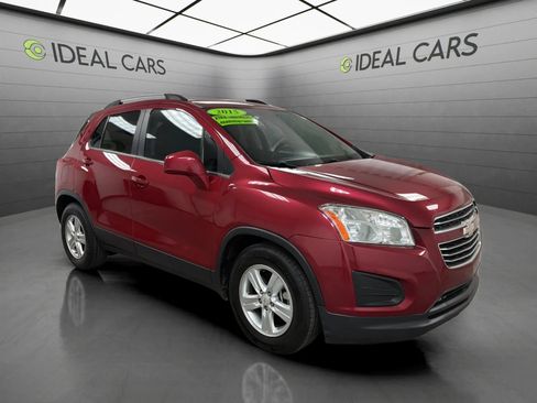 Used 2015 Chevrolet Trax LT w/ LT Plus Package FWD image 3
