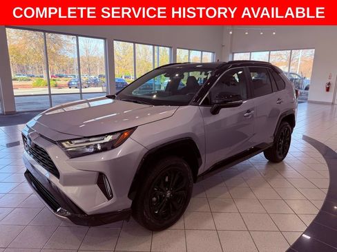Used 2022 Toyota RAV4 XSE image 3