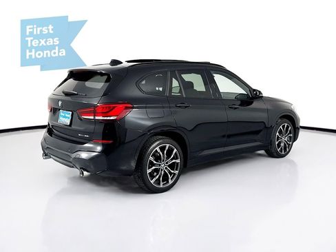 Used 2021 BMW X1 sDrive28i w/ M Sport Package image 7