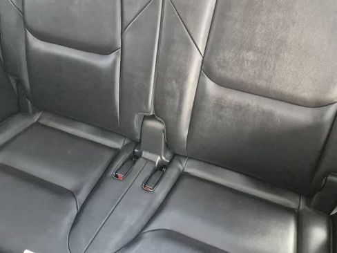 Used 2018 MAZDA CX-9 Touring w/ Touring Premium Package image 15