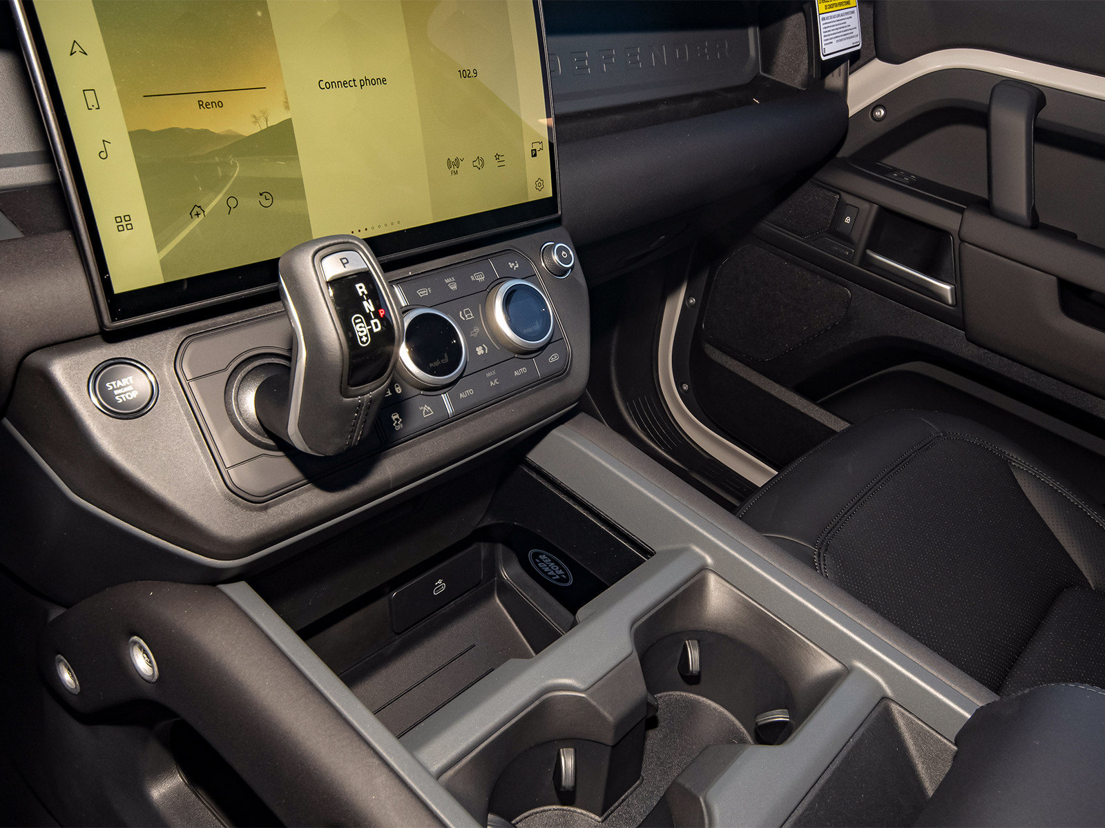 New 2026 Land Rover Defender 110 S AWD/4WD image 31
