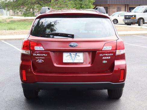 Used 2011 Subaru Outback 2.5i AWD/4WD image 6
