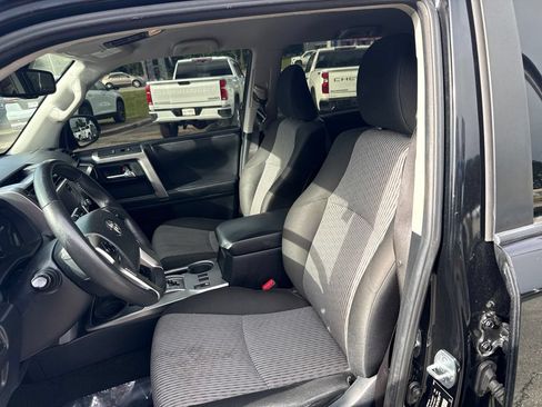 Used 2021 Toyota 4Runner SR5 RWD image 7