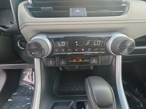 Used 2024 Toyota RAV4 XLE w/ Weather Package AWD/4WD image 20