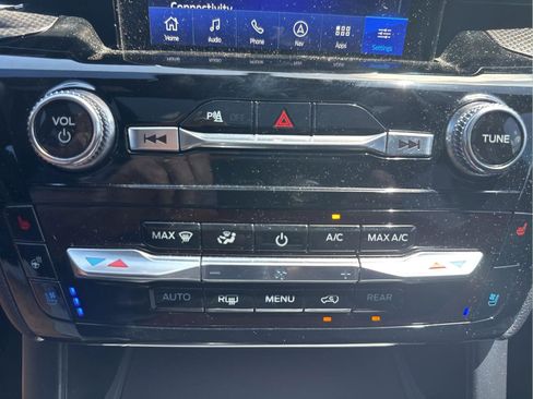 Used 2024 Ford Explorer ST w/ Equipment Group 401A AWD/4WD image 36