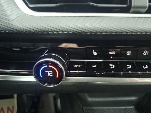 New 2026 Chevrolet Equinox LT w/ Convenience Package II image 22