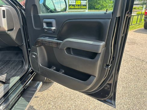 Used 2015 GMC Sierra 2500 Denali w/ Snow Plow Prep Package AWD/4WD image 10