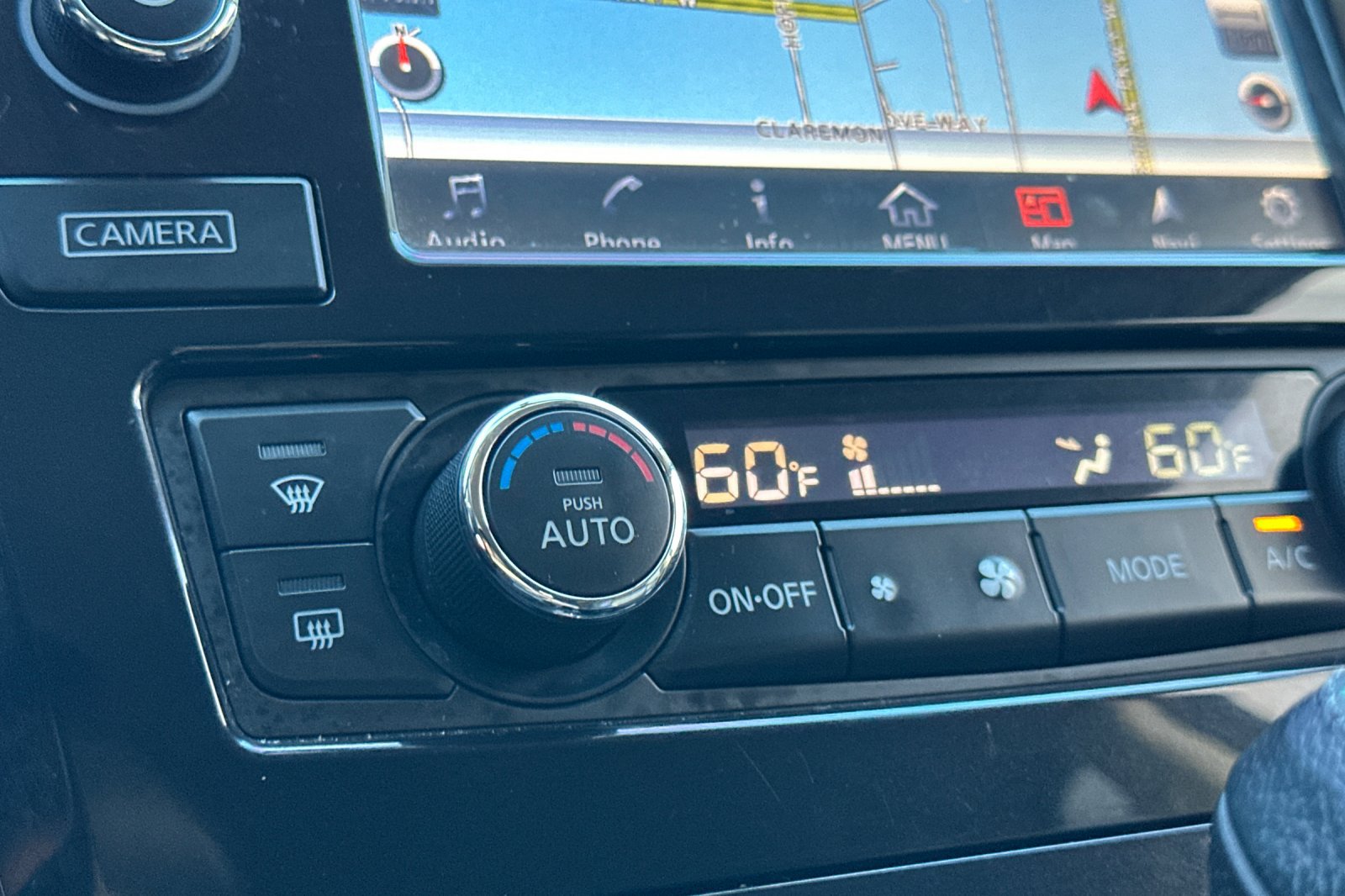 Used 2018 Nissan Maxima SR w/ Interior Lighting Package FWD image 28