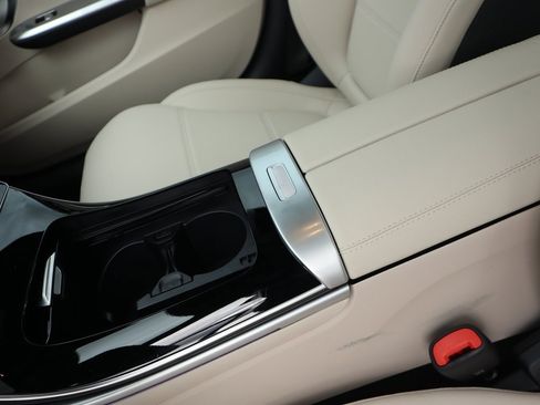 New 2026 Mercedes-Benz C 300 4MATIC Sedan image 31