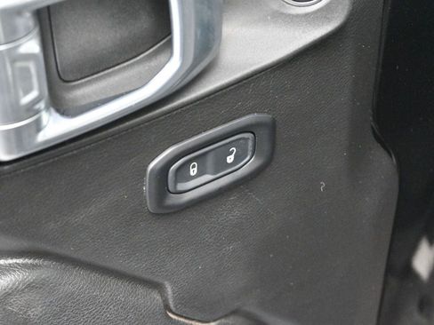Used 2022 Jeep Wrangler Unlimited Sport AWD/4WD image 11