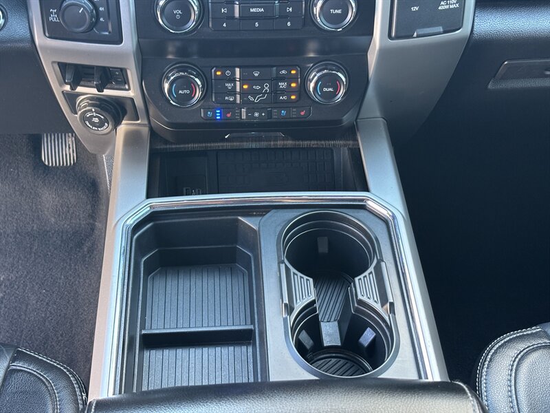 Used 2021 Ford F250 Lariat AWD/4WD image 27
