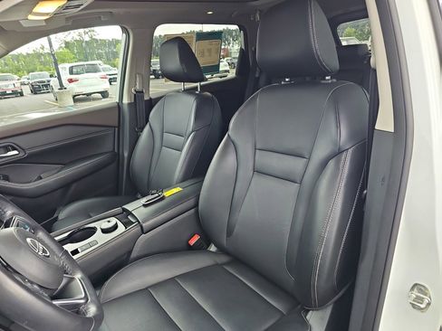 Used 2023 Nissan Rogue SL AWD/4WD image 17
