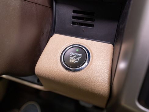Used 2019 Ford F150 Lariat w/ Equipment Group 502A Luxury AWD/4WD image 36