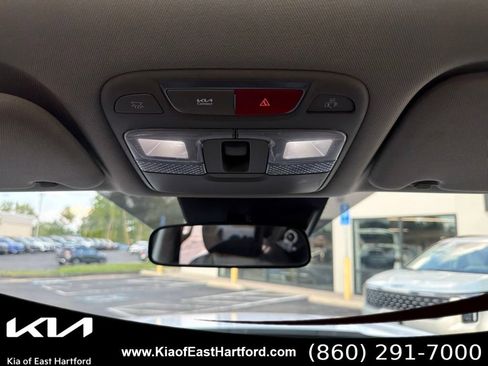 Certified 2024 Kia Telluride S w/ S Sunroof Package AWD/4WD image 24