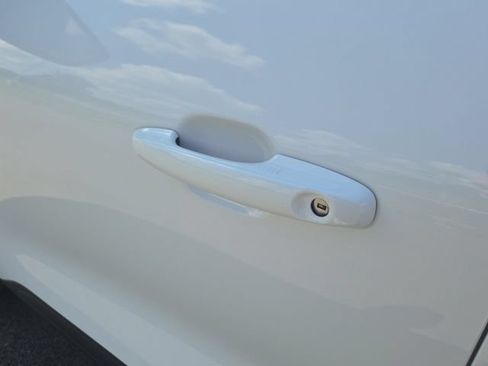 Used 2022 Ford Escape SE FWD image 16
