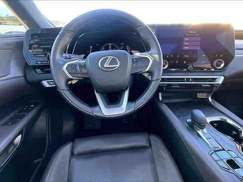Used 2024 Lexus RX 450h Luxury image 5