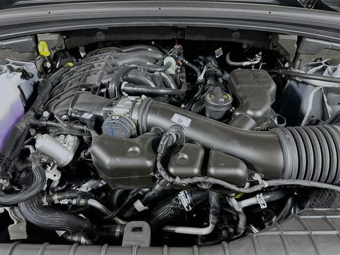 New 2025 Jeep Grand Cherokee Limited w/ Luxury Tech Group II image 18