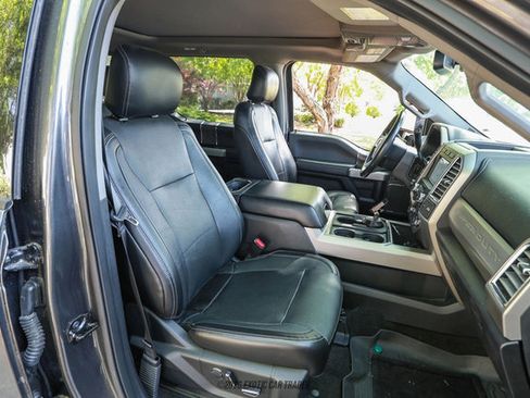 Used 2017 Ford F350 Lariat w/ Lariat Ultimate Package AWD/4WD image 32