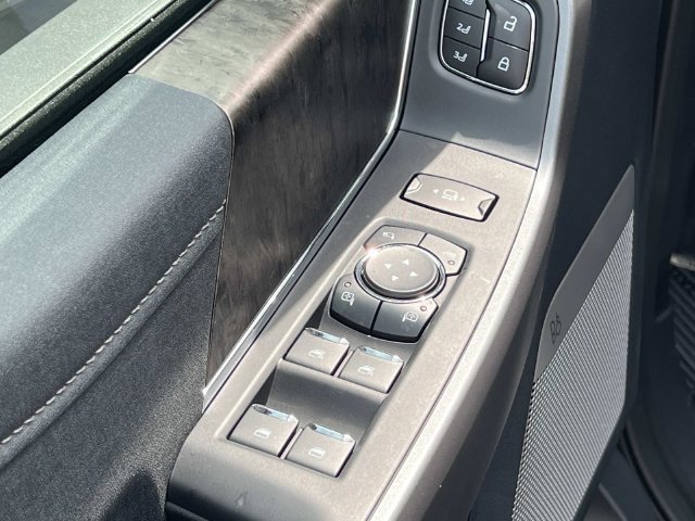 New 2026 Ford F450 Lariat AWD/4WD image 17