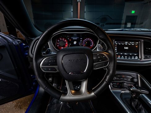 Used 2020 Dodge Challenger SRT Hellcat Redeye image 14