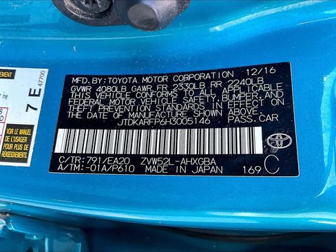 Certified 2017 Toyota Prius Prime Advanced FWD image 33