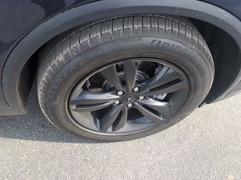 Used 2023 Acura MDX SH-AWD image 9