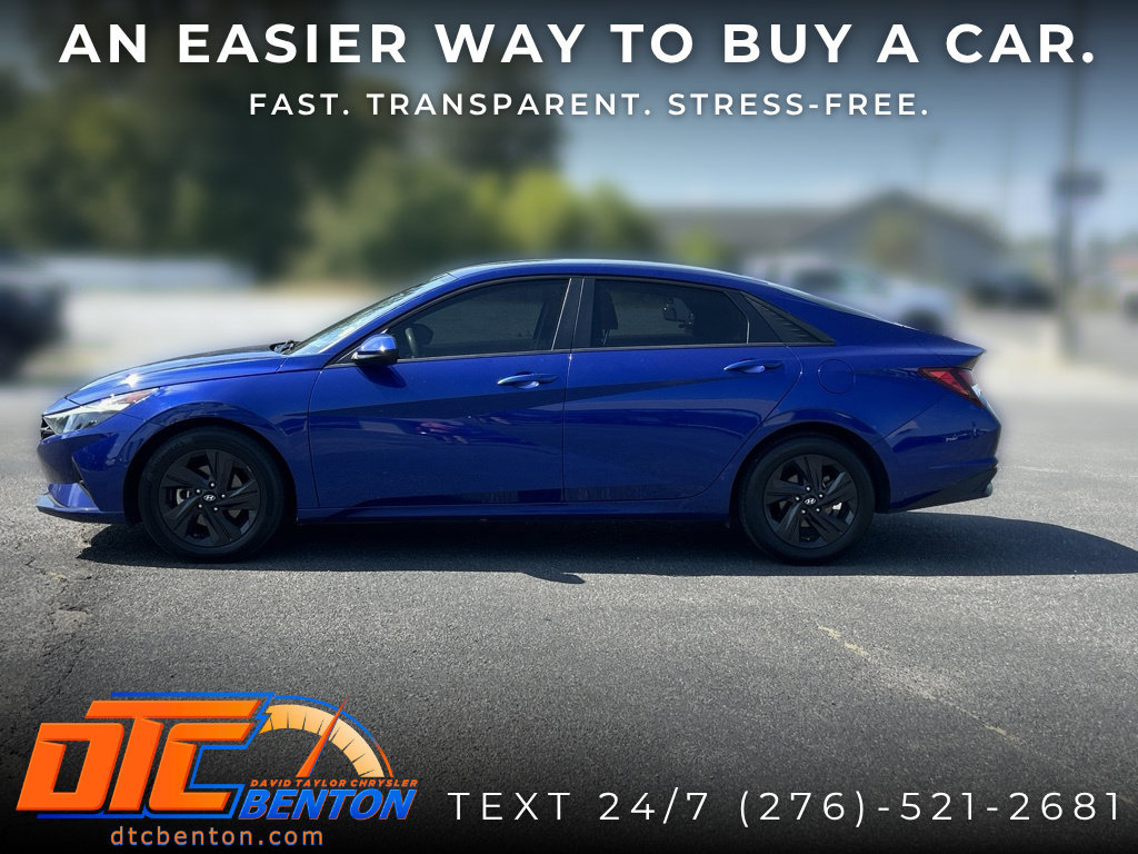 Used 2023 Hyundai Elantra SEL FWD image 6