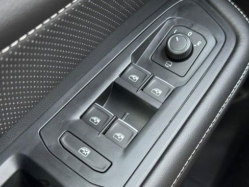 New 2026 Volkswagen Atlas Cross Sport SEL Premium R-Line image 15