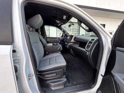 Used 2021 RAM 1500 Big Horn AWD/4WD image 34