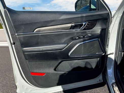 Used 2024 Kia Telluride SX Prestige X-Pro image 12