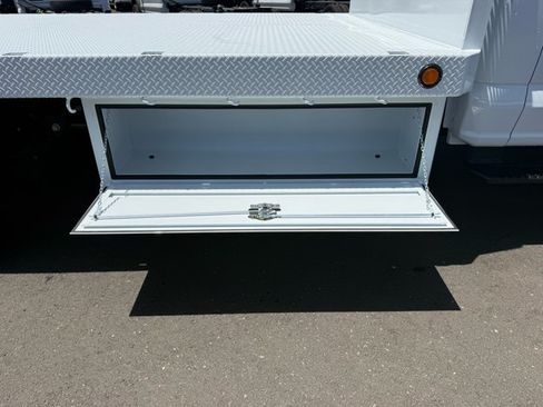 New 2026 Ford F550 2WD Regular Cab Super Duty image 7