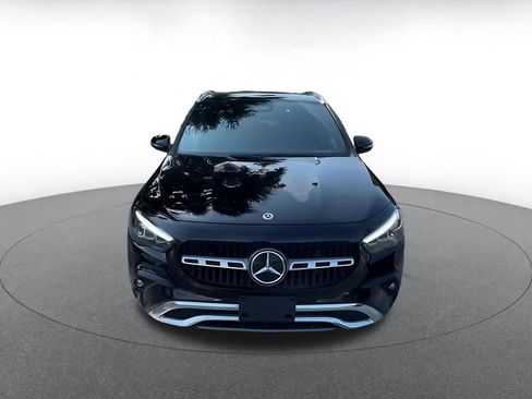 Used 2025 Mercedes-Benz GLA 250 4MATIC image 4