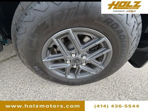 Used 2024 Jeep Wrangler Sport AWD/4WD image 31