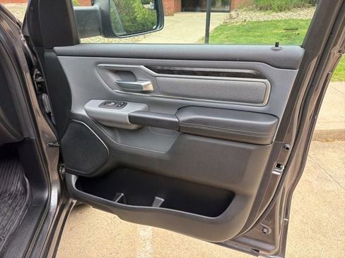 Used 2022 RAM 1500 Big Horn AWD/4WD image 25