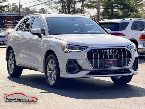 Used 2025 Audi Q3 2.0T Premium w/ Convenience Package image 24
