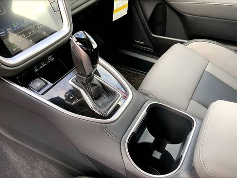Used 2025 Subaru Outback Onyx Edition image 17