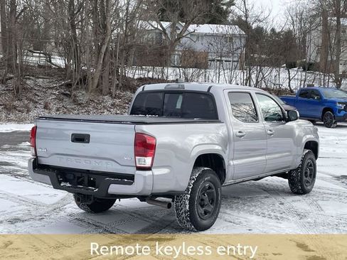 Used 2020 Toyota Tacoma SR image 3