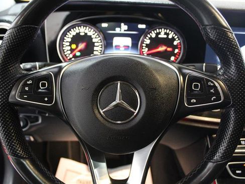 Used 2017 Mercedes-Benz E 300 4MATIC image 11