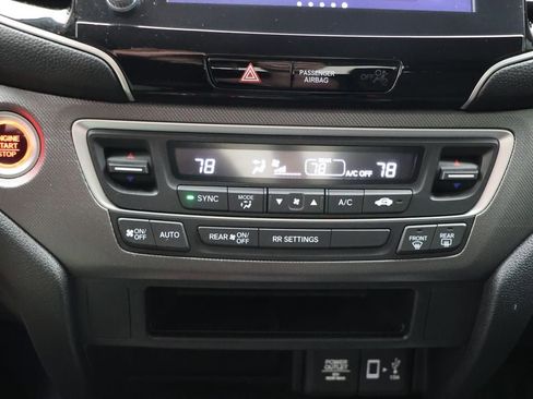 Used 2021 Honda Ridgeline Sport image 25