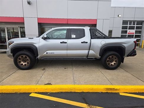 New 2026 Toyota Tacoma Trailhunter image 9