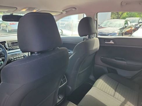 Used 2018 Kia Sportage LX FWD image 26