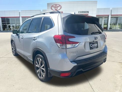 Used 2019 Subaru Forester Limited AWD/4WD image 3