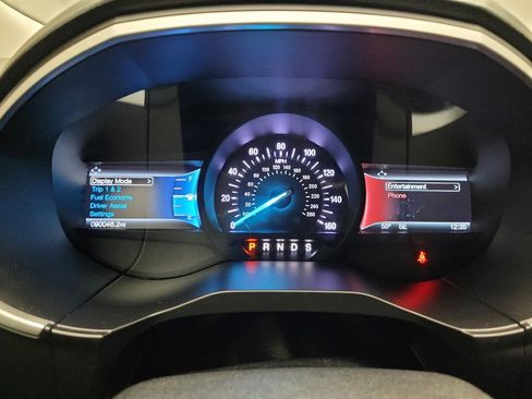 Used 2018 Ford Edge SEL w/ Equipment Group 201A image 23