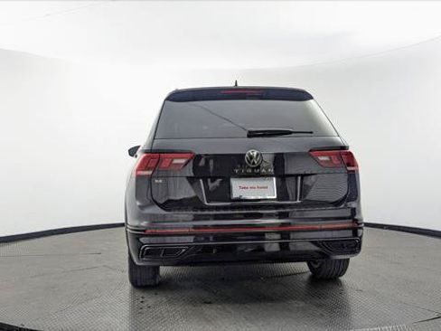 Used 2022 Volkswagen Tiguan SE R-Line FWD image 7