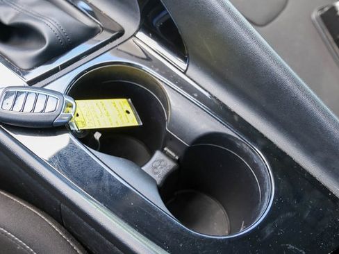 Used 2022 Hyundai Elantra SEL w/ Convenience Package image 19