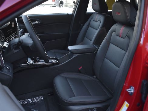 New 2026 Chevrolet Trax RS w/ Driver Confidence Package image 9